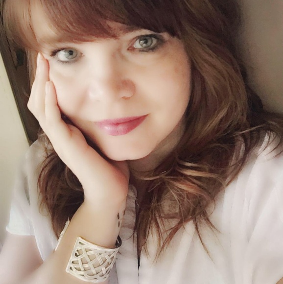 Meet your Posher, Hazel - Picture 1 of 6